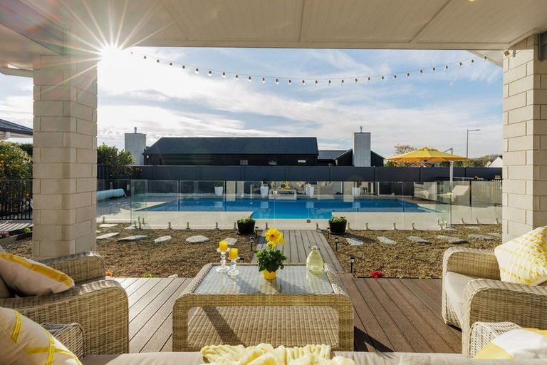 Photo of property in 85 Alan Livingston Drive, Cambridge, 3434