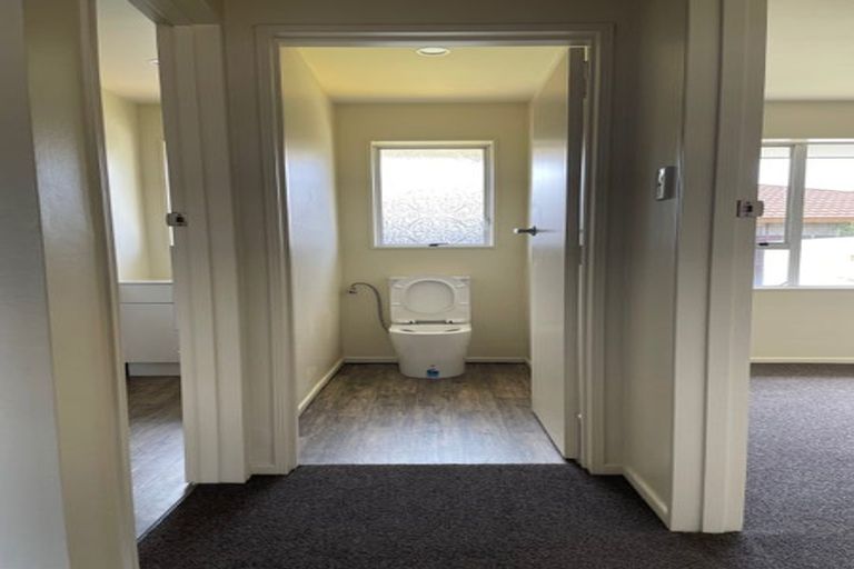 Photo of property in 4/4a Hayton Road, Hornby, Christchurch, 8042