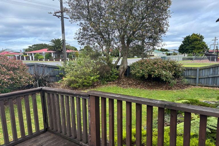 Photo of property in 102 Park Street, Hokitika, 7810