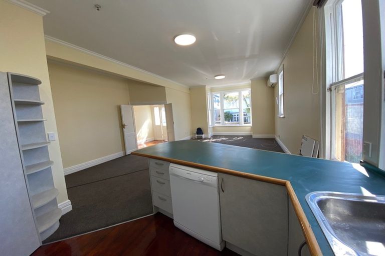 Photo of property in 117 Brougham Street, Mount Victoria, Wellington, 6011