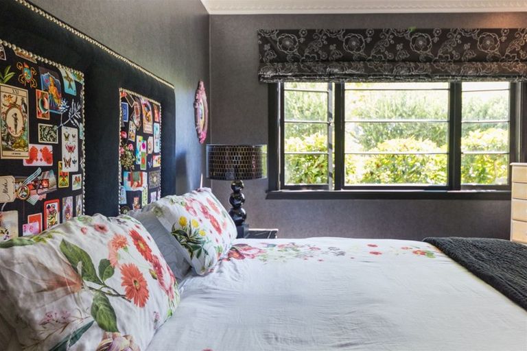 Photo of property in 15 Ake Ake Avenue, Hokowhitu, Palmerston North, 4410