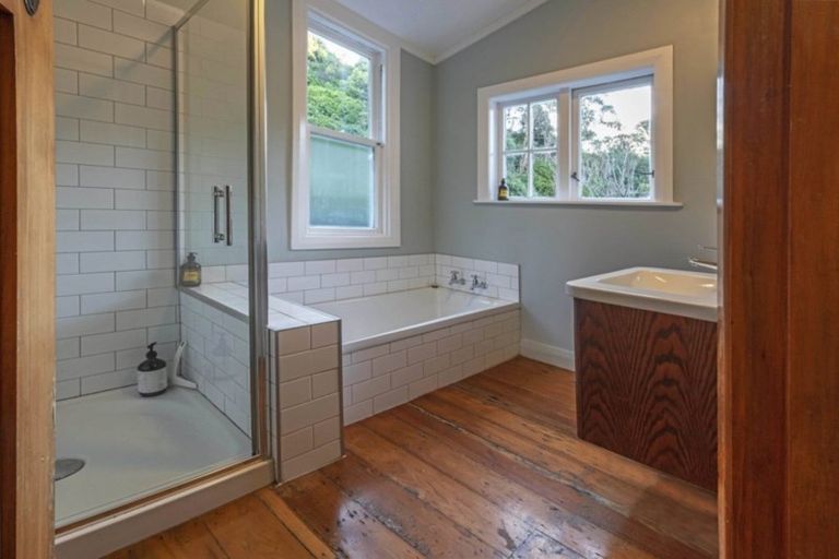 Photo of property in 10 Durham Street, Aro Valley, Wellington, 6021