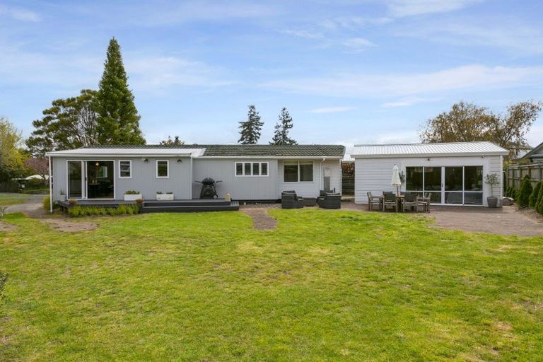 Photo of property in 4 Kathleen Place, Rainbow Point, Taupo, 3330