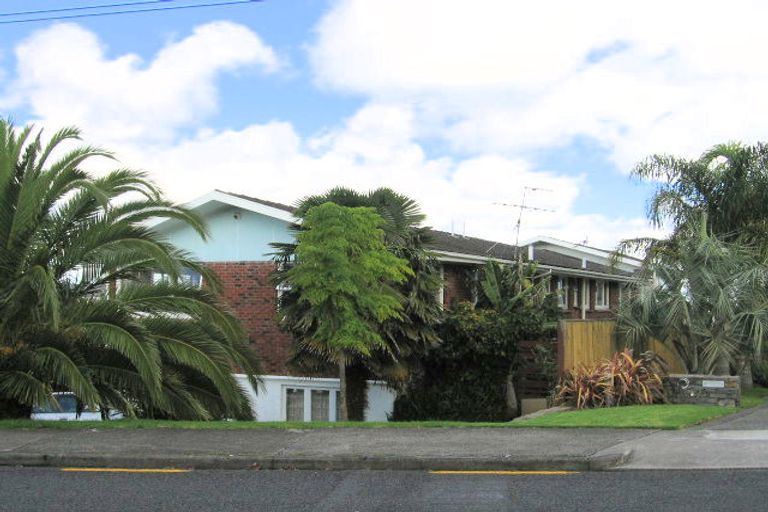 Photo of property in 2/19 Bucklands Beach Road, Bucklands Beach, Auckland, 2012