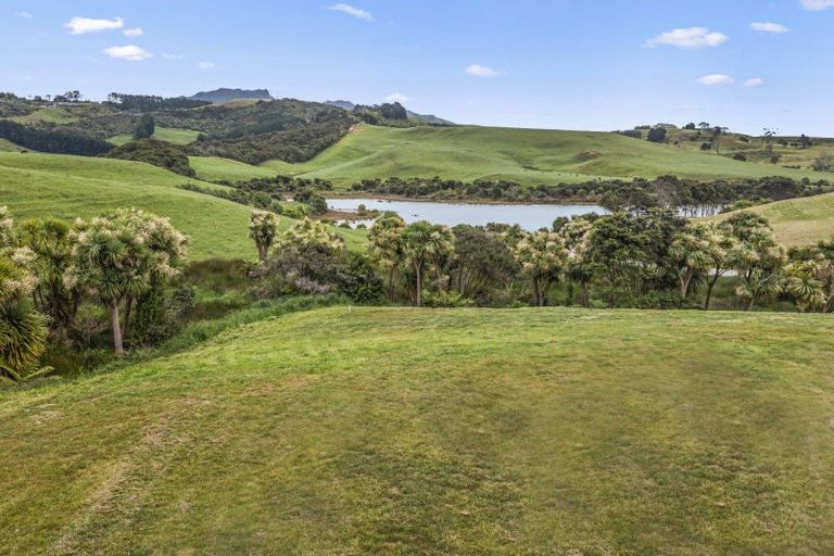 Photo of property in 9 Waipatukahu Lane, Raglan, 3225