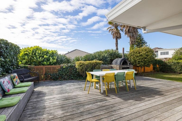 Photo of property in 2/203 Oceanbeach Road, Mount Maunganui, 3116