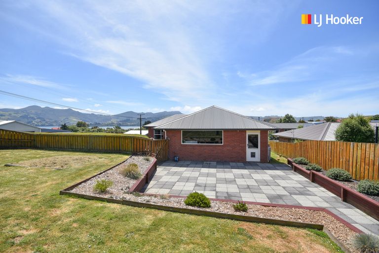 Photo of property in 37 Seaton Road, Portobello, Dunedin, 9014