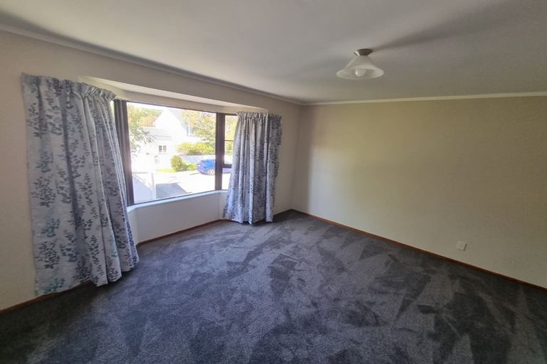 Photo of property in 10a Bristow Place, Karori, Wellington, 6012