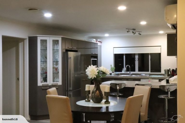 Photo of property in 13/128 Stancombe Road, Flat Bush, Auckland, 2016