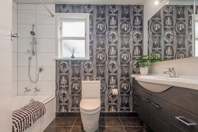 Photo of property in 35 Church Street, Awapuni, Palmerston North, 4412