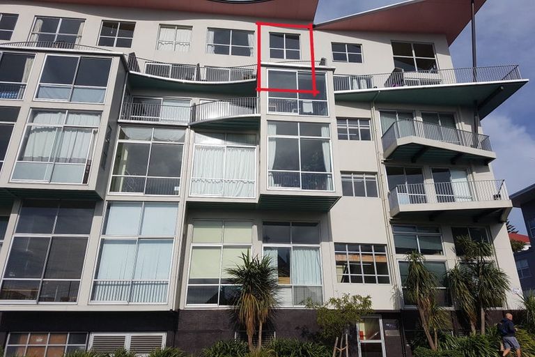 Photo of property in Qba Apartments, 4t/51 Webb Street, Mount Cook, Wellington, 6011
