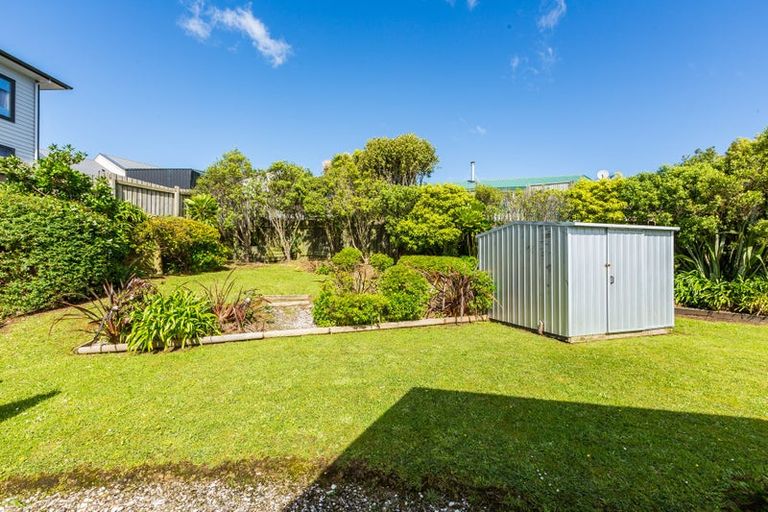 Photo of property in 21 Doncaster Terrace, Ascot Park, Porirua, 5024