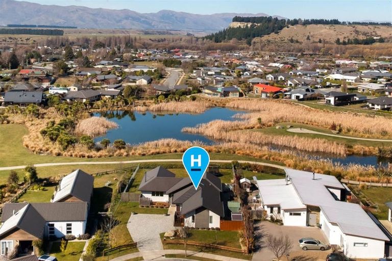 Photo of property in 60 Quinnat Street, Albert Town, Wanaka, 9305