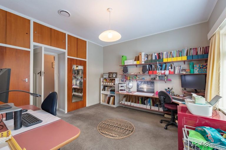 Photo of property in 48 Ararino Street, Trentham, Upper Hutt, 5018