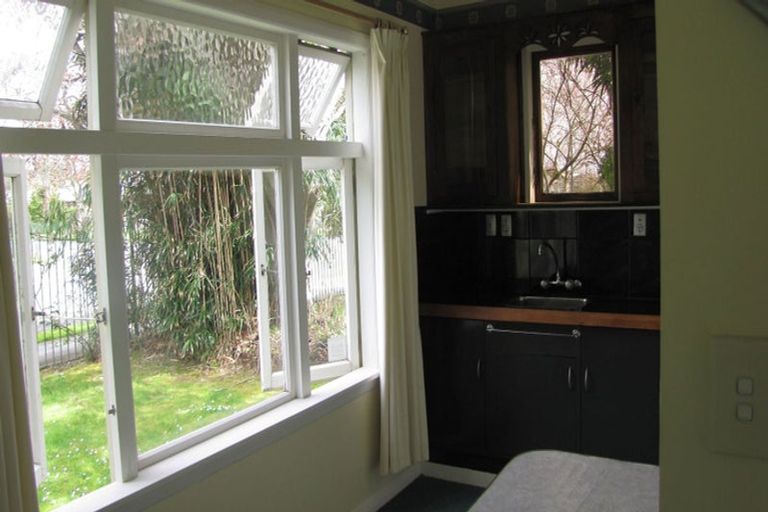 Photo of property in 1 Winchester Street, Levin, 5510