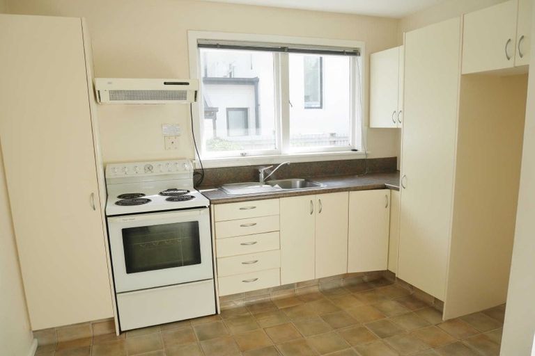 Photo of property in 10 Darvel Street, Riccarton, Christchurch, 8011