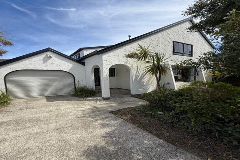 Photo of property in 8a Mallard Grove, Churton Park, Wellington, 6037