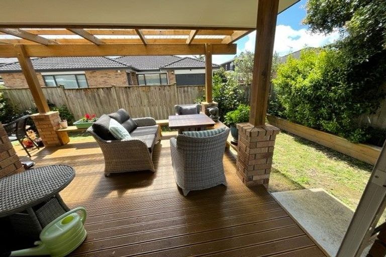 Photo of property in 146 Wellington Street, Howick, Auckland, 2014