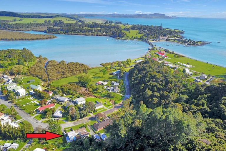 Photo of property in 48a Tahuna Road, Paihia, 0200