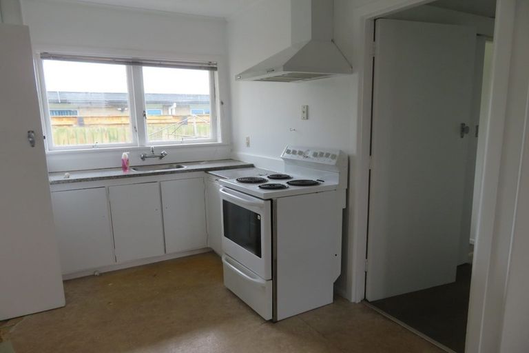 Photo of property in 2/108a Carruth Road, Papatoetoe, Auckland, 2025