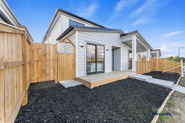 Photo of property in 71 Tributary Parade, Karaka, Papakura, 2113