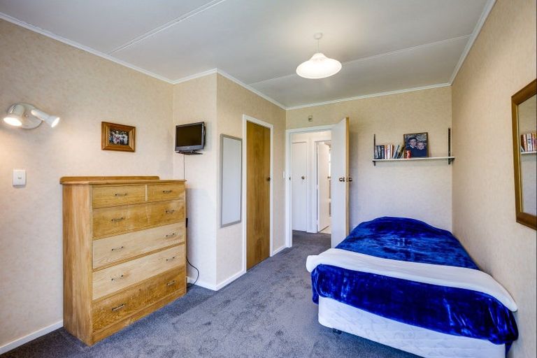 Photo of property in 222a Grove Road, Mayfair, Hastings, 4122