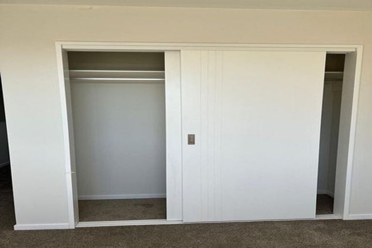 Photo of property in 3b Putiputi Way, Papakura, 2110