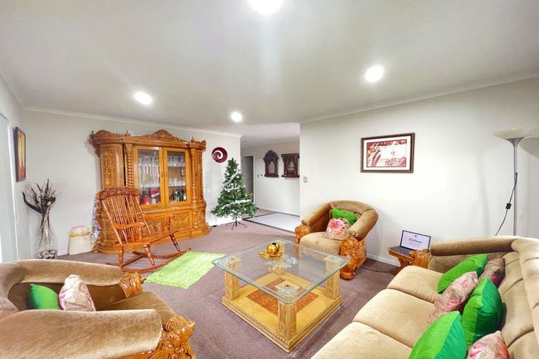 Photo of property in 4 Aster Place, Flat Bush, Auckland, 2019