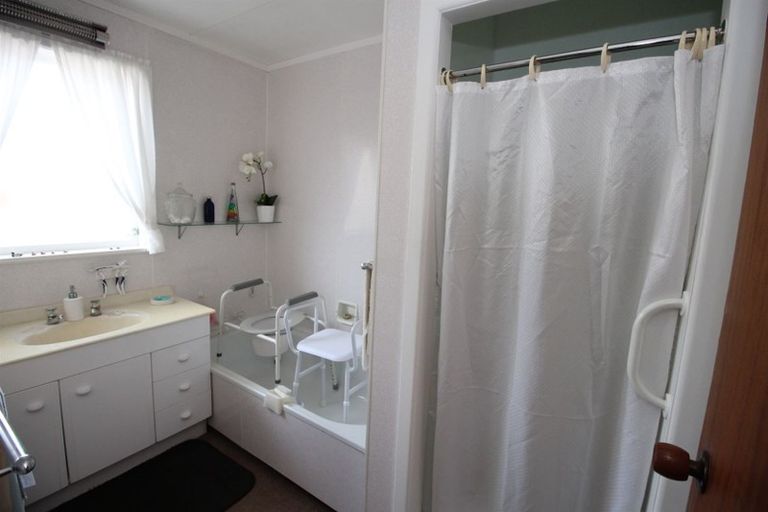 Photo of property in 14 Northfield Place, Tokoroa, 3420