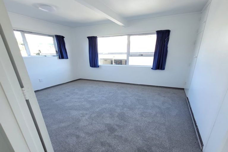 Photo of property in 3 Moera Place, Stanmore Bay, Whangaparaoa, 0932