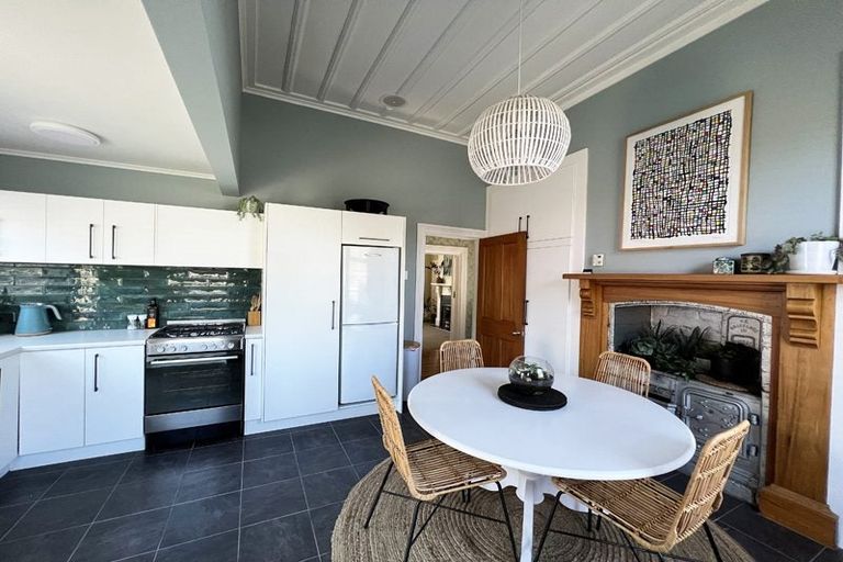 Photo of property in 11 Lever Street, Ahuriri, Napier, 4110