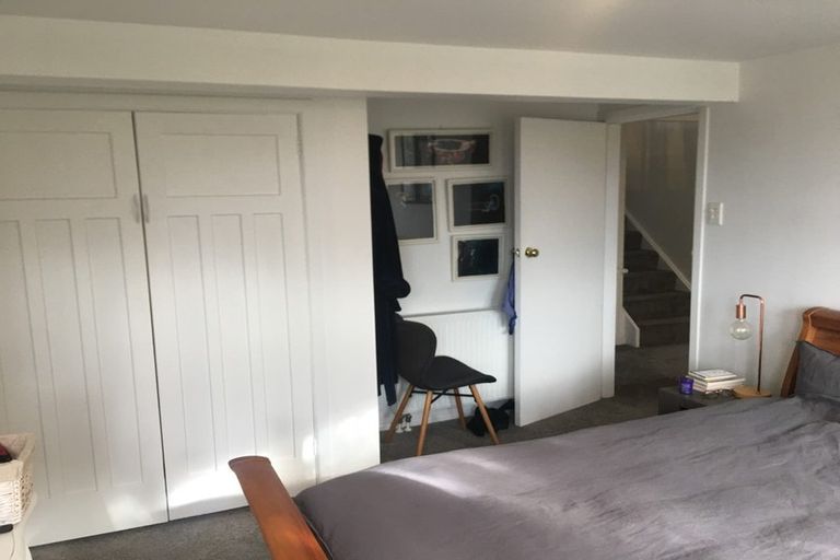 Photo of property in 100 Farnham Street, Mornington, Wellington, 6021