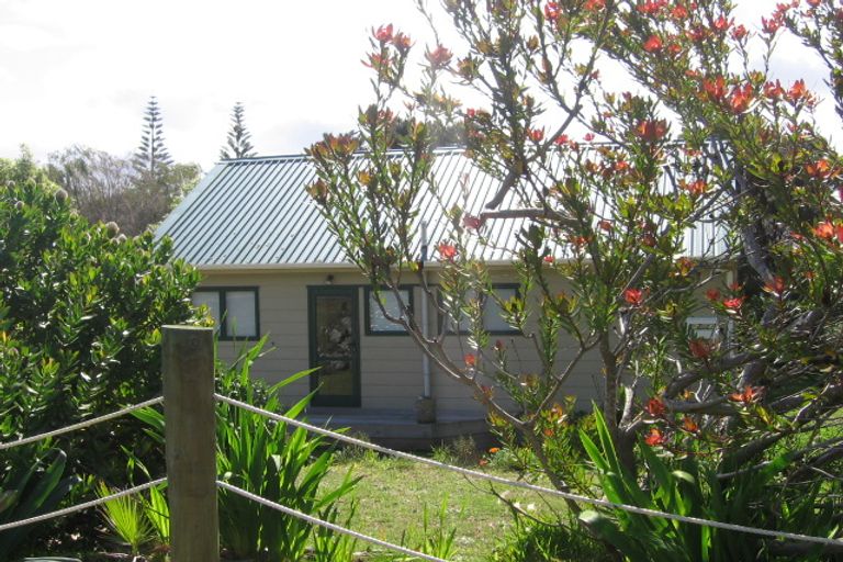 Photo of property in 7 Holiday Crescent, Mangawhai Heads, Mangawhai, 0505