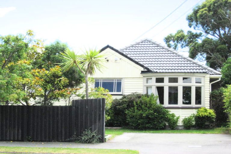 Photo of property in 37 Arnold Street, Sumner, Christchurch, 8081