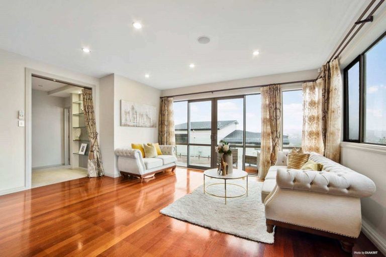 Photo of property in 29 The Avenue, Albany, Auckland, 0632