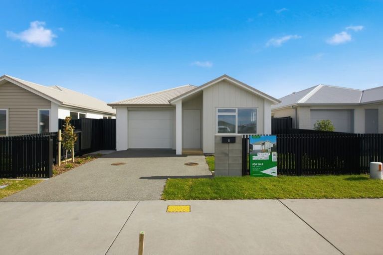 Photo of property in 6 Rockefeller Street, Papamoa, 3118