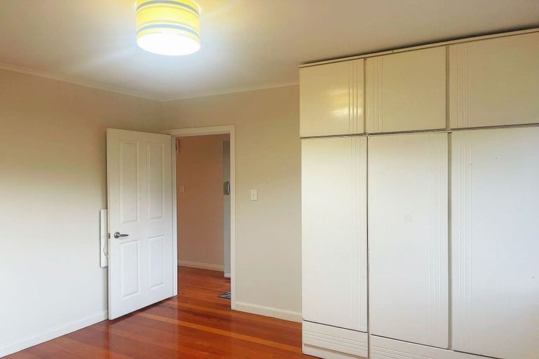 Photo of property in 2/24 Stanley Avenue, Milford, Auckland, 0620