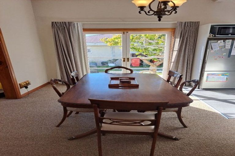 Photo of property in 33 Awatea Street, Ranui, Porirua, 5024
