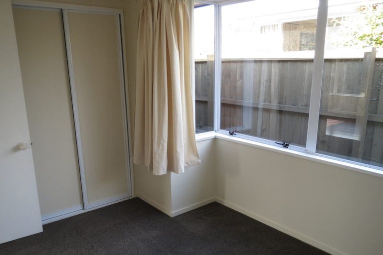 Photo of property in 1/4 Solway Avenue, Ilam, Christchurch, 8041