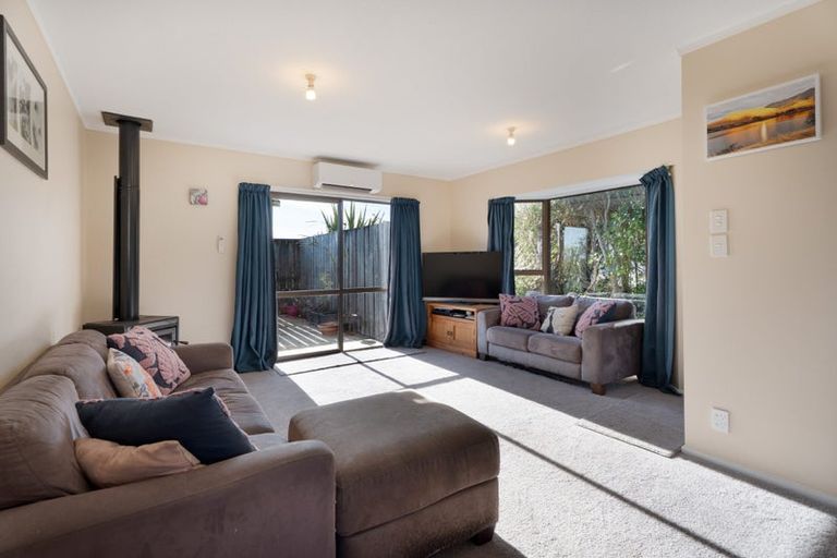 Photo of property in 37a Woodridge Drive, Woodridge, Wellington, 6037