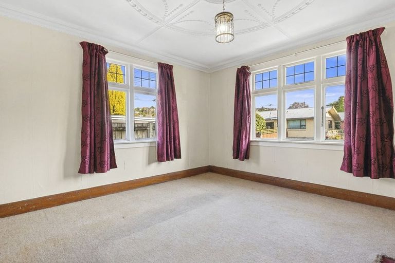 Photo of property in 11 Rutherford Street, Caversham, Dunedin, 9012