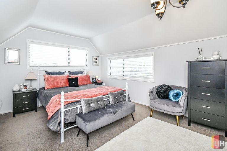 Photo of property in 15 Green Lane, Pukekohe, 2120
