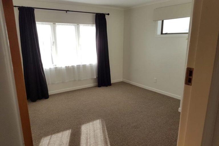 Photo of property in 29 Pah Road, Onerahi, Whangarei, 0110