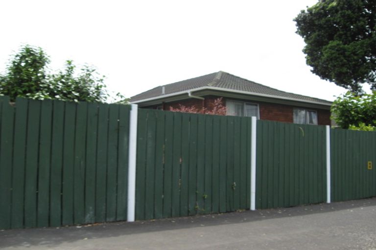 Photo of property in 3/16 Coronation Road, Mangere Bridge, Auckland, 2022