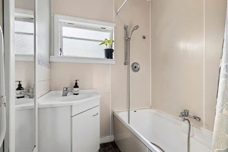 Photo of property in 20 Renwick Place, Nelson South, Nelson, 7010