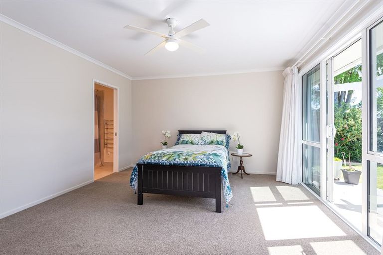 Photo of property in 61 Kotuku Crescent, Woolston, Christchurch, 8023