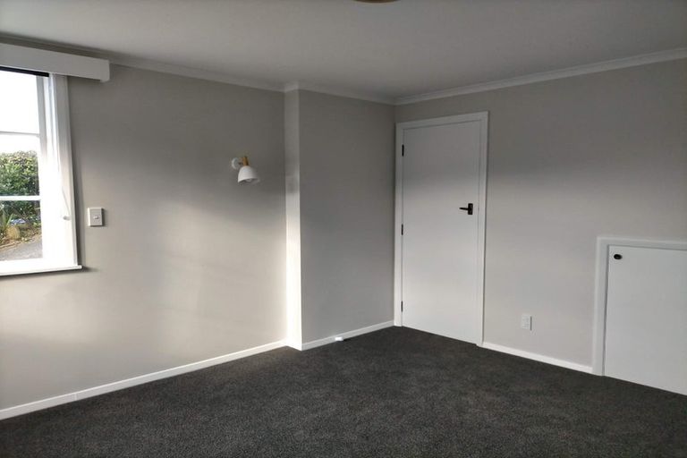 Photo of property in 3 View Road, Titahi Bay, Porirua, 5022