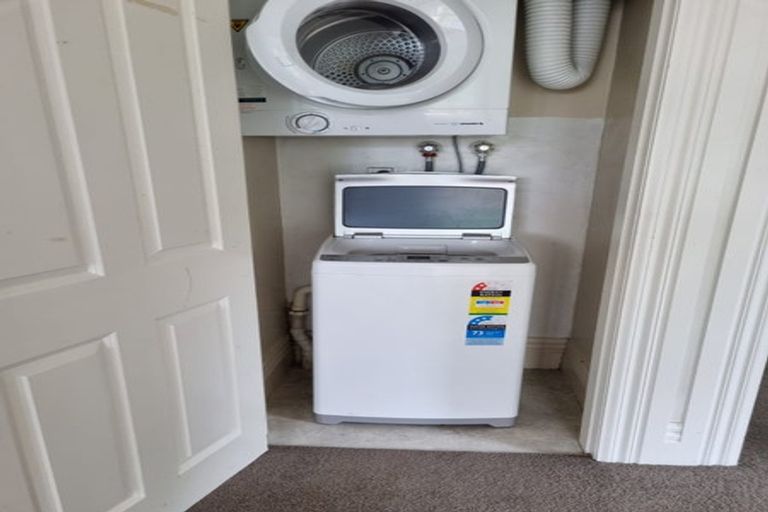 Photo of property in 4/205 The Terrace, Wellington Central, Wellington, 6011