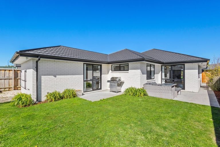 Photo of property in 3 Woodford Avenue, Woodend, 7610