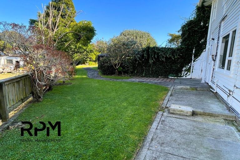 Photo of property in 92/1b South Road, Blagdon, New Plymouth, 4310